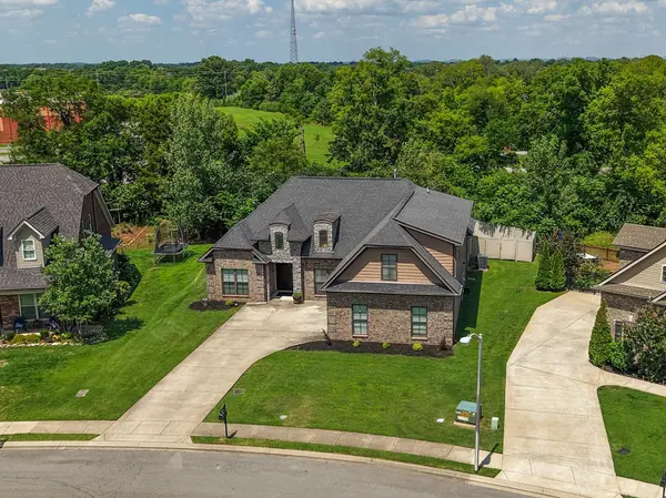 4532 Garcia Blvd, Murfreesboro, TN 37128