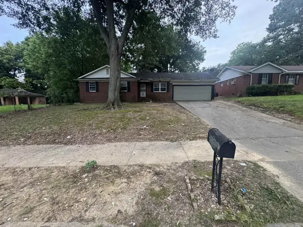 1919 WARNER DR, Memphis, TN 38127