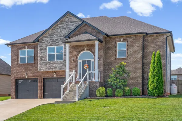 316 Piedmont Pl, Clarksville, TN 37043