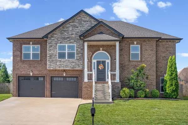 316 Piedmont Pl, Clarksville, TN 37043