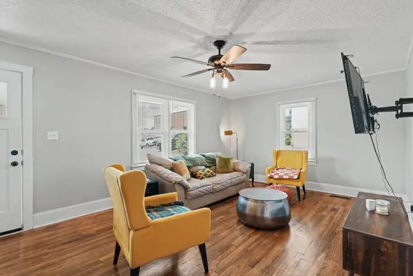 401 College Ave #E, Carthage, TN 37030