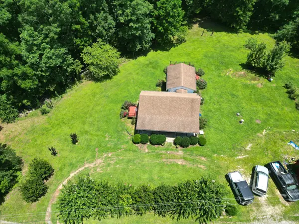 1462 Pope Circle Rd, Waynesboro, TN 38485