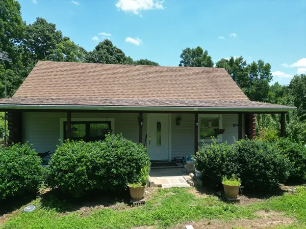 1462 Pope Circle Rd, Waynesboro, TN 38485