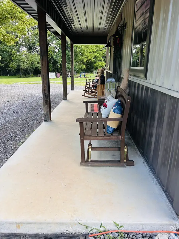 6339 Dickens Hill Rd, Bradyville, TN 37026
