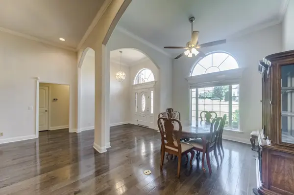 300 Artesa Dr, White House, TN 37188