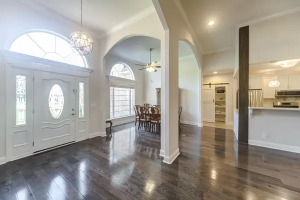 300 Artesa Dr, White House, TN 37188