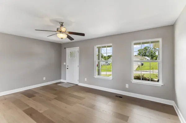 308 Marymont Ln, Columbia, TN 38401