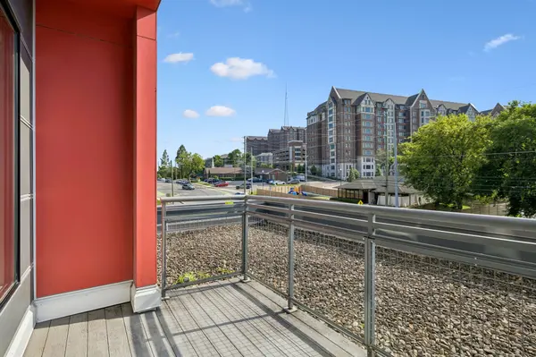 1900 12th Ave #S #215, Nashville, TN 37203