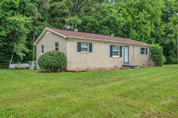 2255 Rose Hill Rd, Pulaski, TN 38478