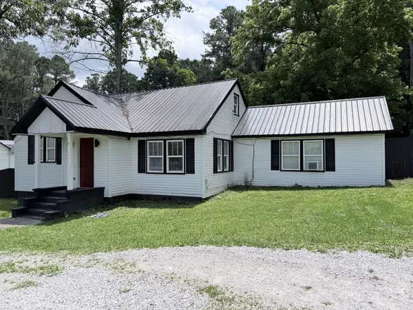 215 St Clair St, Tracy City, TN 37387