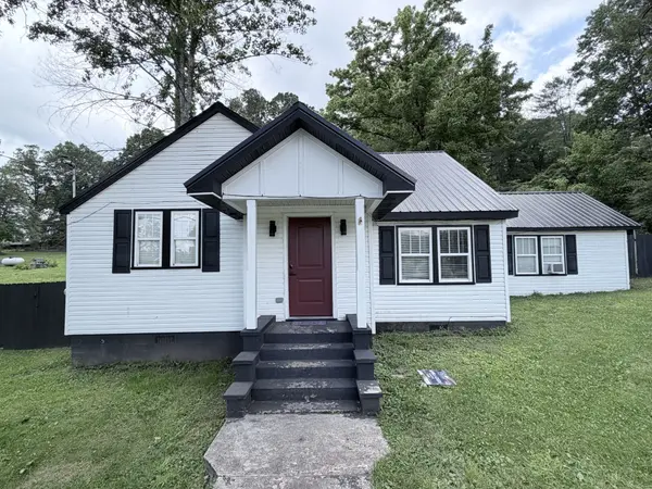 215 St Clair St, Tracy City, TN 37387