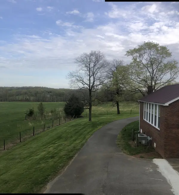 5651 Highway 48, Cunningham, TN 37052