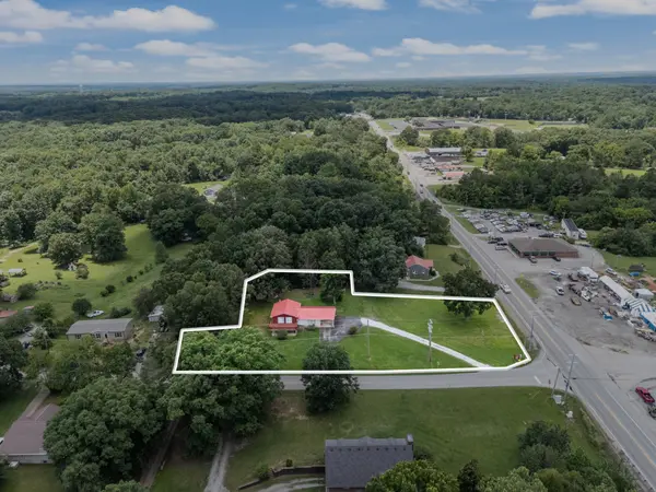 7436 Johnny Crow Rd, Lyles, TN 37098