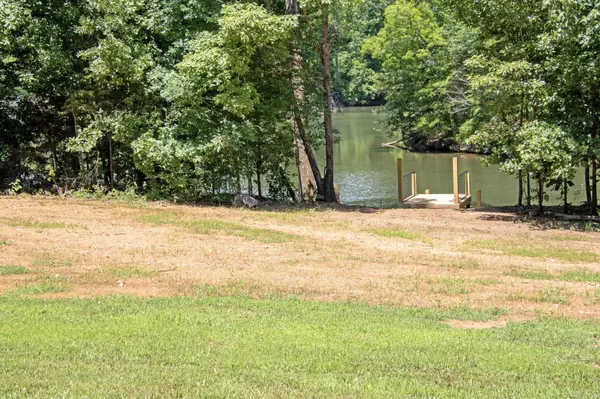 1088 Lower River Road, Decatur, TN 37322