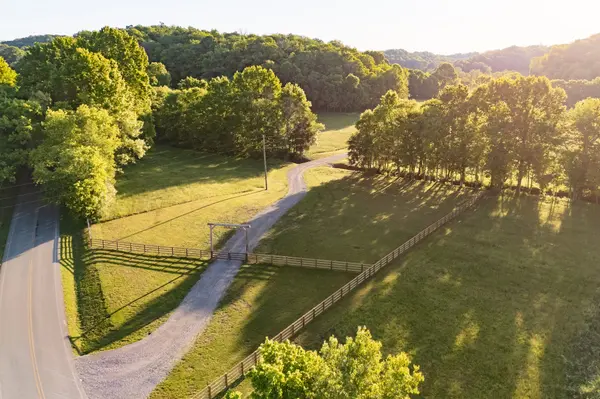 3899 Boston Theta Road, Thompsons Station, TN 37179