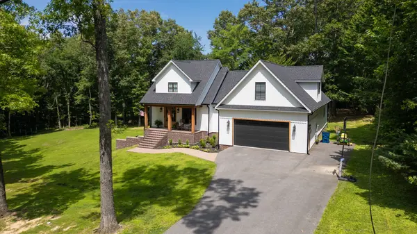183 Country Wood Dr, Paris, TN 38242