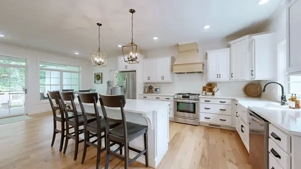 183 Country Wood Dr, Paris, TN 38242