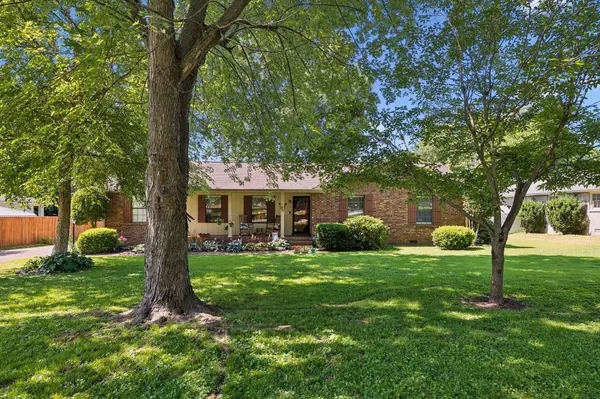 621 Teree Dr, Gallatin, TN 37066