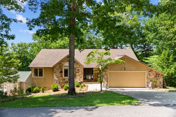 45 Markham Ter, Crossville, TN 38558