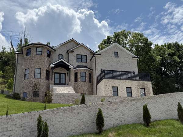 3008 Strickland Drive, Franklin, TN 37069
