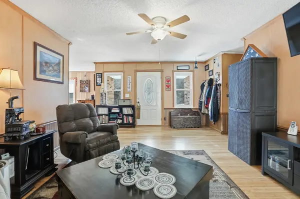 275 Lakeside Dr, Carthage, TN 37030