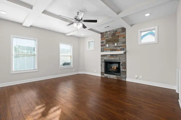 101 Lucerne Lane, Clarksville, TN 37040