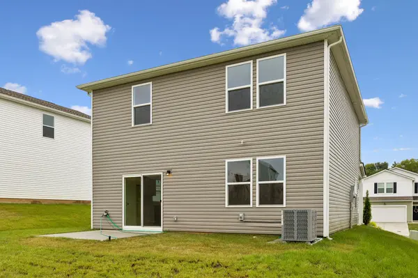3284 Barrel Oak Pass, Columbia, TN 38401