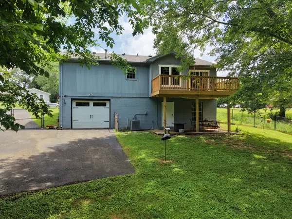 3504 Bahama Dr, Hopkinsville, KY 42240