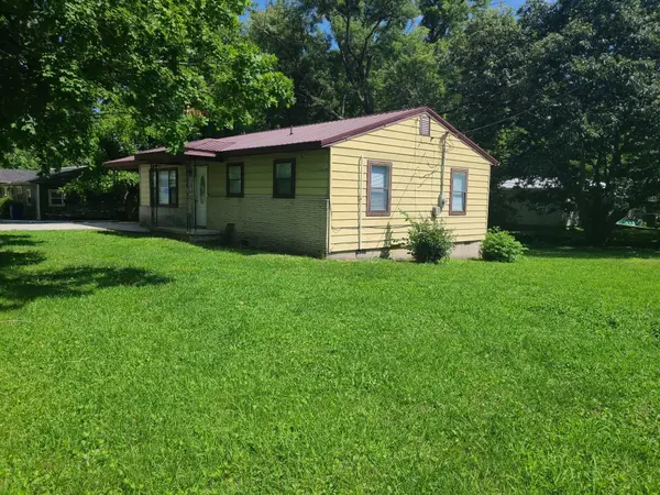2000 Young Road #SE, Cleveland, TN 37323