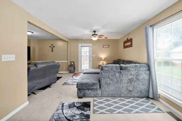 119 Carriage Way, Hopkinsville, KY 42240