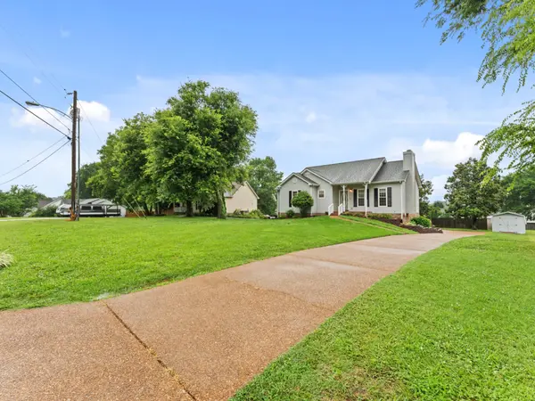 3708 Jay Ln, Spring Hill, TN 37174