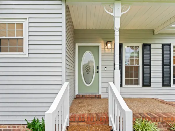 3708 Jay Ln, Spring Hill, TN 37174