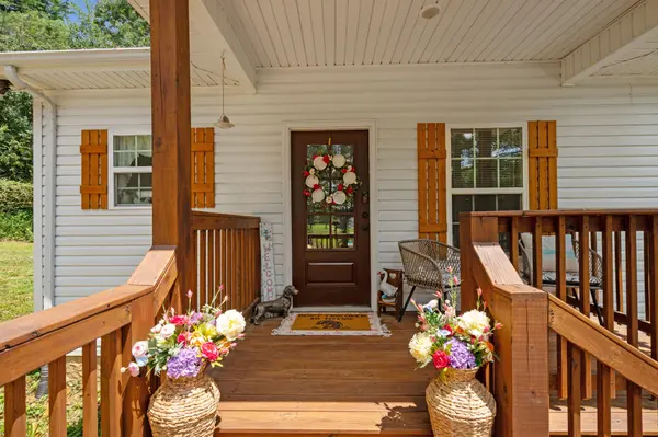 795 Lowery Ln, Mcminnville, TN 37110