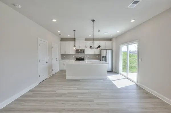 2111 Craven Place, Hermitage, TN 37076