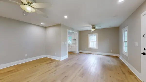 424 Laura Ave, Winchester, TN 37398