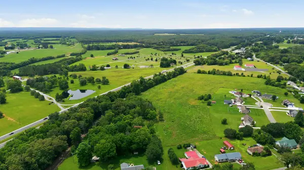 0 Old Tullahoma Hwy, Tullahoma, TN 37388