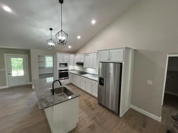 228 Georgee Rd, Jamestown, TN 38556