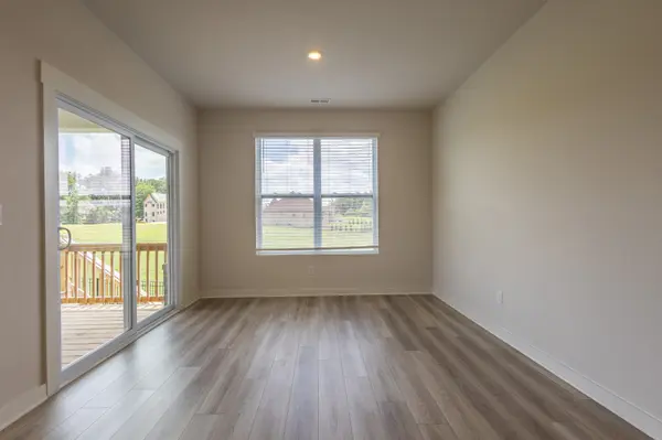 1442 English Oak Dr, Clarksville, TN 37043