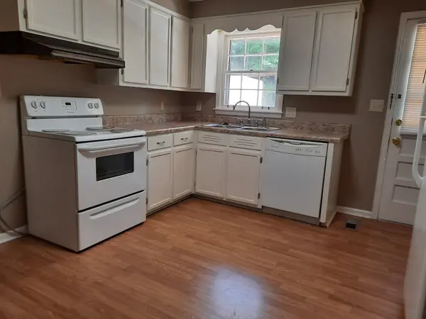 312 Shawnee Dr #312, Columbia, TN 38401