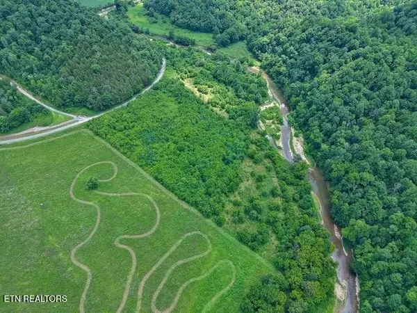2 Blackburn Fork Rd, Cookeville, TN 38501