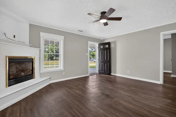 229 Adams St, Smithville, TN 37166