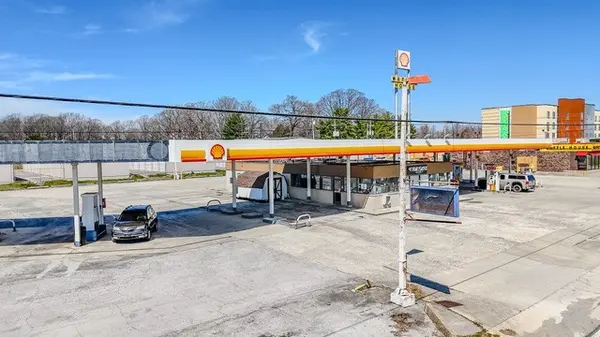 617 Woodbury Hwy, Manchester, TN 37355