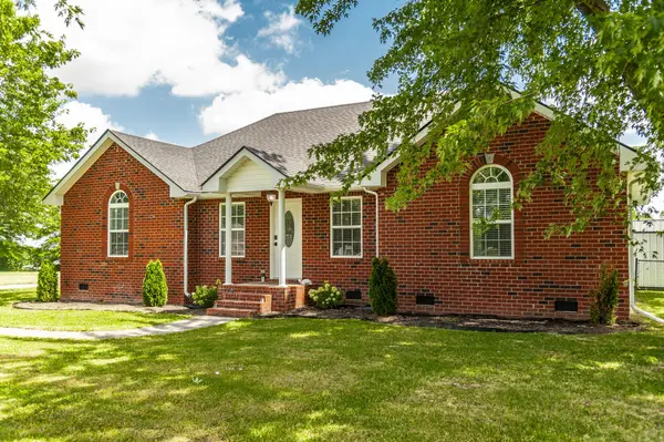 1197 Harve Brown Rd, Bethpage, TN 37022