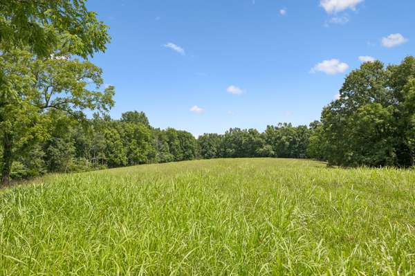 7700 Daugherty Capley Rd, Bon Aqua, TN 37025