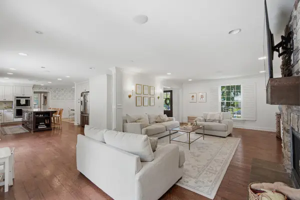 5212 Williamsburg Rd, Brentwood, TN 37027