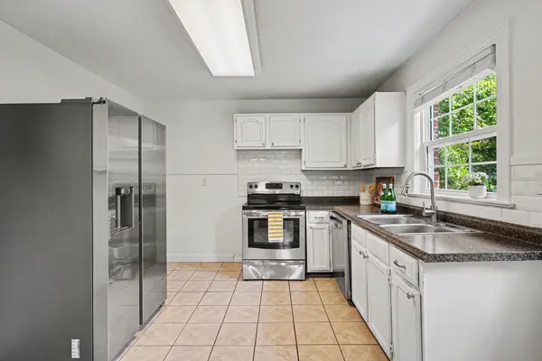 112 8th Ave, Columbia, TN 38401