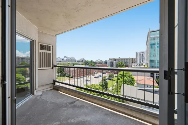 900 19th Ave #S #1001, Nashville, TN 37212