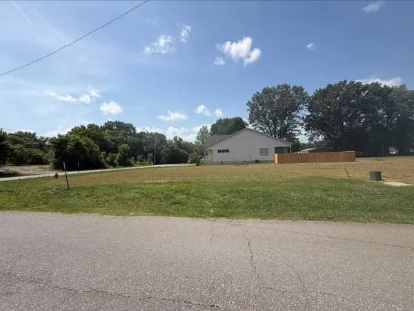 0 Old Greenbrier Pike, Greenbrier, TN 37073