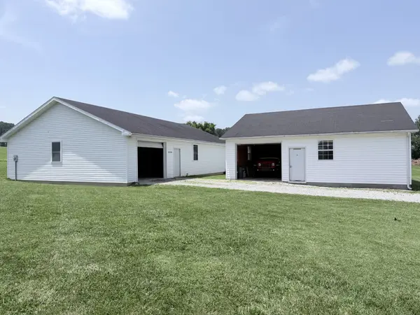 918 Sanderson Dr, Hopkinsville, KY 42240