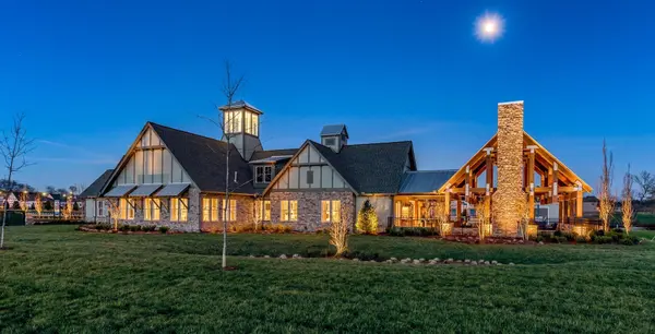 2579 Buckner Ln, Thompsons Station, TN 37179